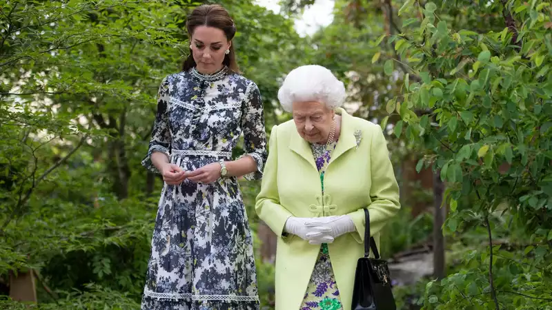 Kate Middleton follows Queen Elizabeth in approaching the throne.