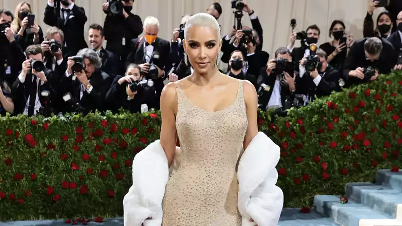 Kim Kardashian transforms into a modern-day Marilyn Monroe at the Met Gala