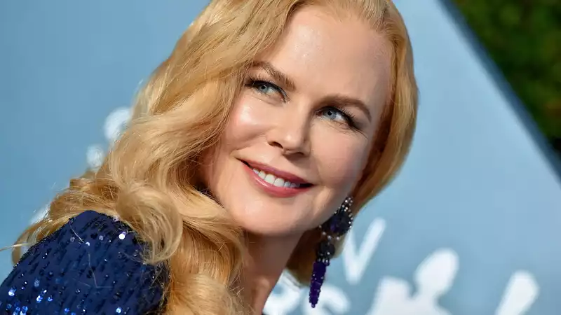 Nicole Kidman in a long pixie for a dramatic transformation