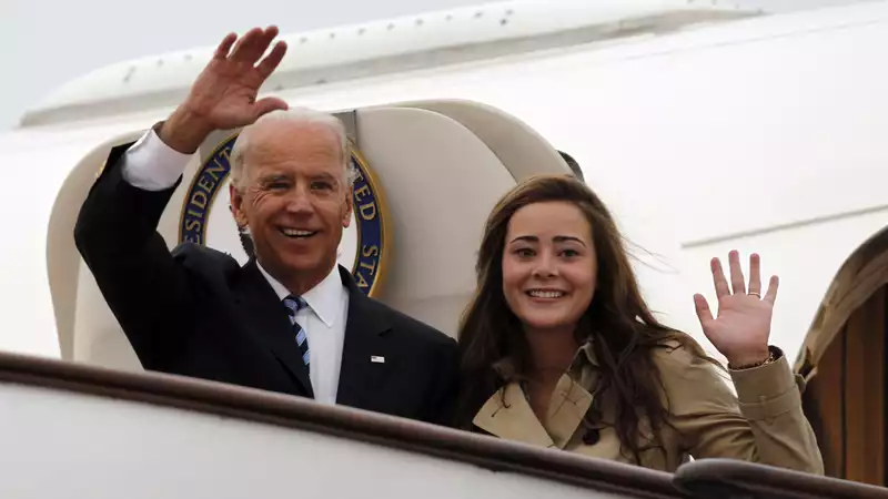 Who are Joe Biden's grandchildren from 7 months old to 26 years old?