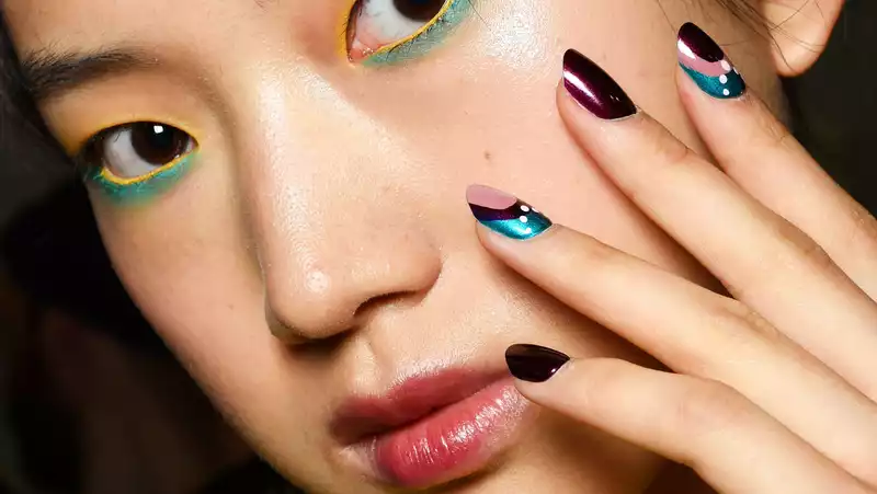 The Ultimate Guide to Nail Shapes