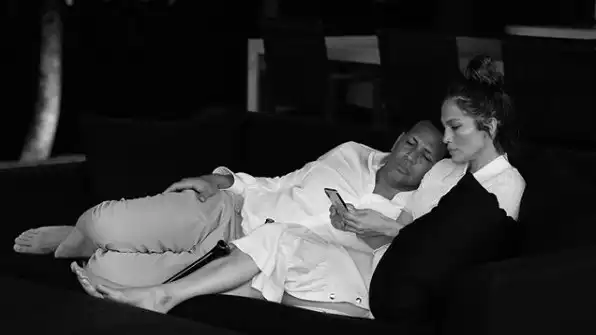 Jennifer Lopez and Alex Rodriguez cuddle up in sweet Instagram photo