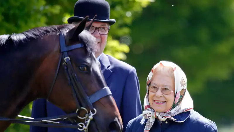 Queen enjoys daily horseback riding in quarantine