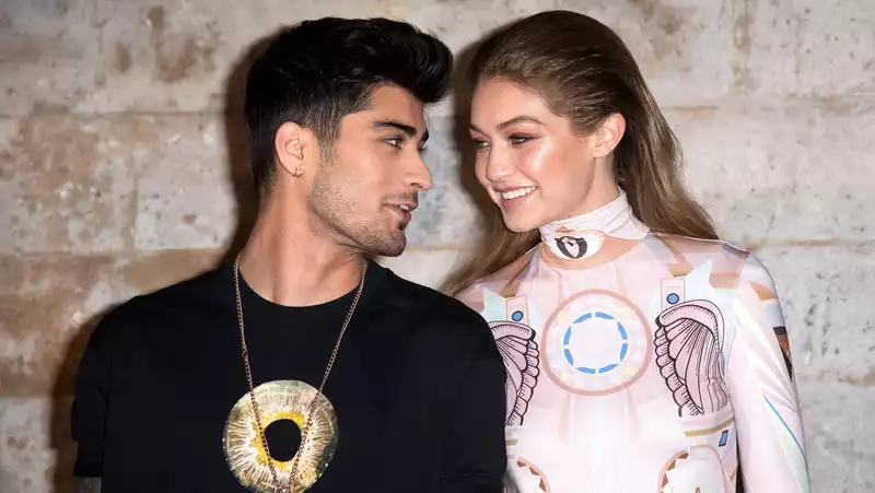 Gigi Hadid talks about the first cravings she experienced during her pregnancy.