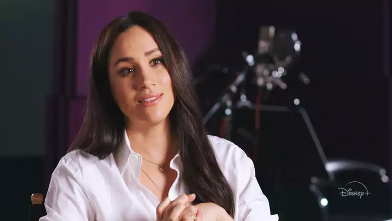 How to purchase the pendant necklace worn by Meghan Markle in her SmartWorks video message