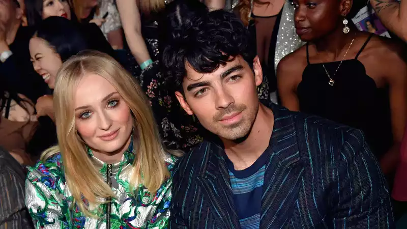 Joe Jonas and Sophie Turner currently in a babymoon?