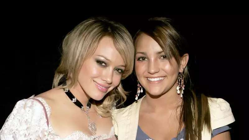 Jamie Lynn Spears on Hilary Duff's "Lizzie McGuire" Drama, Quoting the Perfect "Zoey 101"