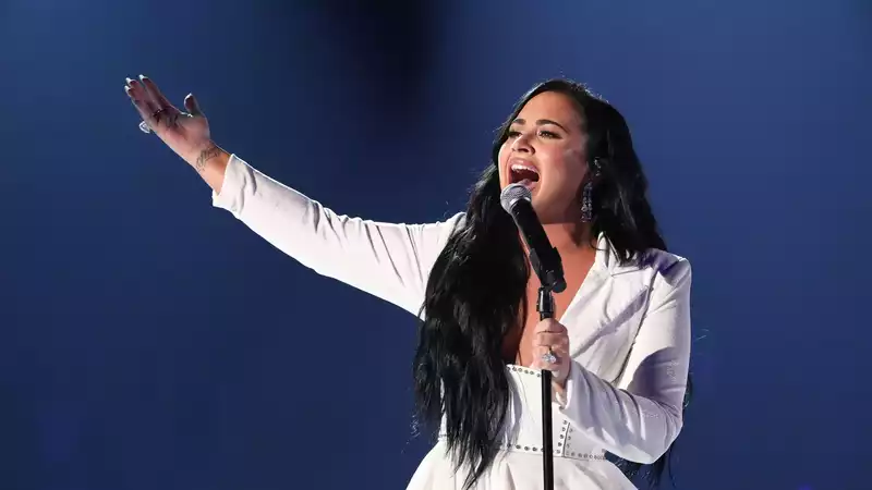 Demi Lovato Explains the Super Personal Meaning Behind Her New Tattoo