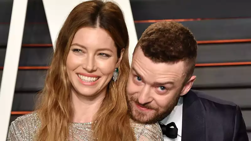 Justin Timberlake and Jessica Biel reportedly go to therapy to get her back