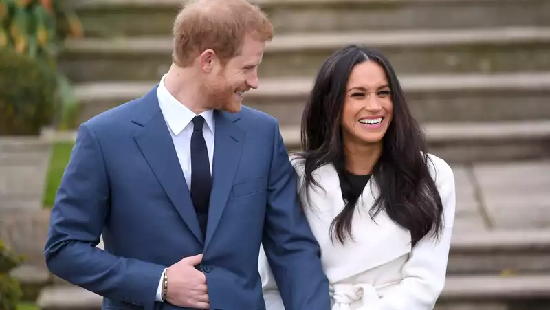 Best Reactions to Meghan Markle & Prince Harry Virtually Quitting the Royal Family