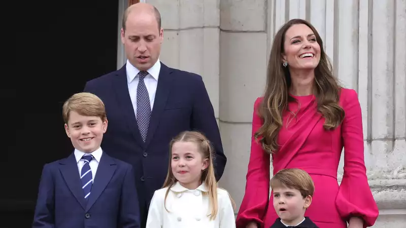 Prince William and Princess Kate, along with their children, will "break the cycle" of succession and regrettable clichés, a royal expert said.