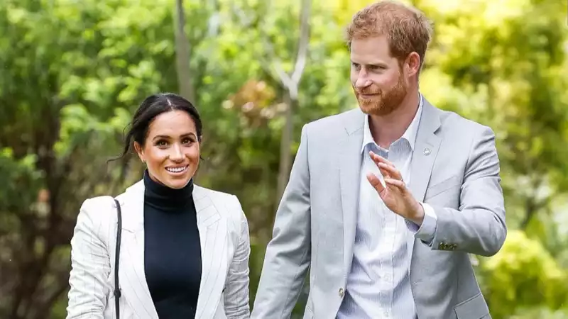 Meghan Markle felt "embarrassed" after awkward first meeting with Prince William and Princess Kate: Body Language Expert