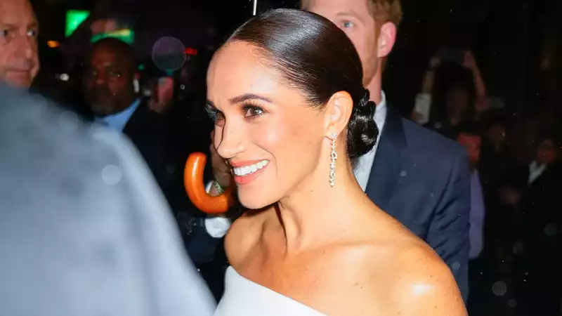 Meghan Markle reportedly considering writing her memoir