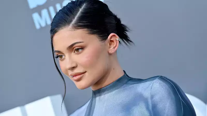 How do you pronounce the new name of Kylie Jenner's son, Ire?