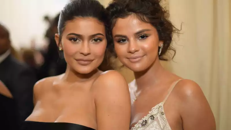 Selena Gomez replaced Kylie Jenner as the most followed woman on Instagram.