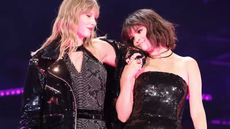 Selena Gomez Responds to Resurfacing Video of Haley Bieber Dissing Taylor Swift