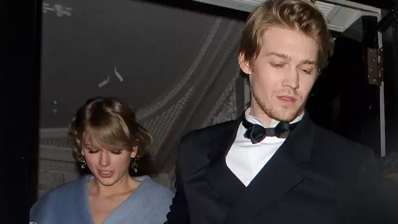 Taylor Swift and Joe Alwyn break up after six years of dating.