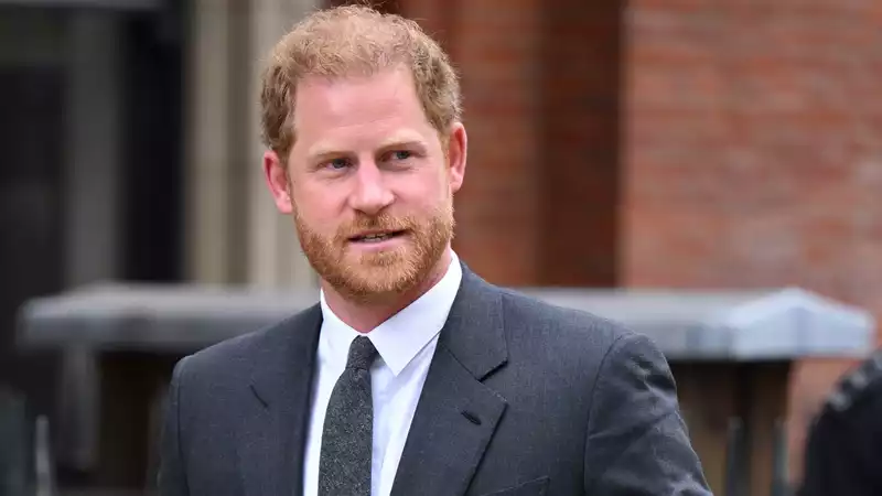 Prince Harry has a heart-to-heart with Prince Charles before agreeing to attend the coronation.