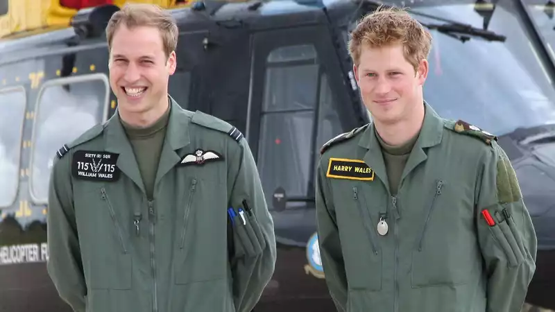 Queen Elizabeth wants Prince William and Prince Harry to serve in the war, but Prince William finds the risk "too great" for him.