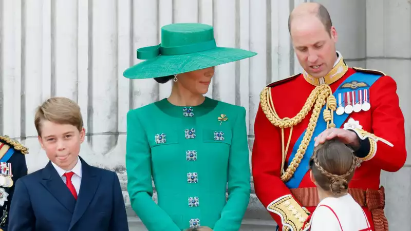 Did you see the sweet father-daughter moment between Prince William and Princess Charlotte yesterday?