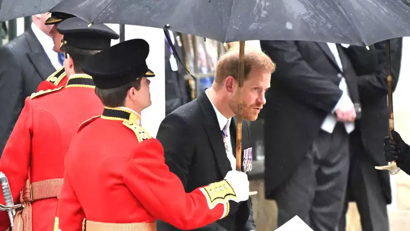 Prince Harry apparently made an "unwise" decision at Prince Charles' coronation.