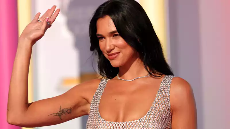 Dua Lipa Exposes Nipples, Margot Robbie Recreates 1960 Barbie Look: Style Dispatches from 'Barbie' Premiere