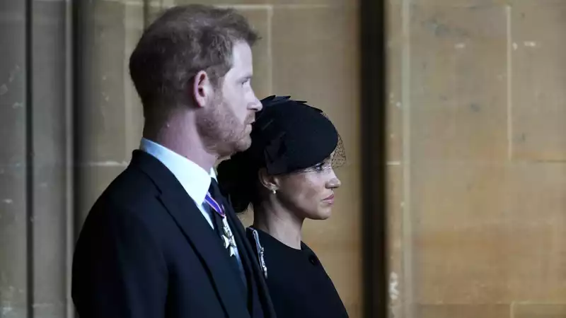 Meghan Markle is taking a "pretty soft approach" to Prince Harry's relatives these days, sources claim.