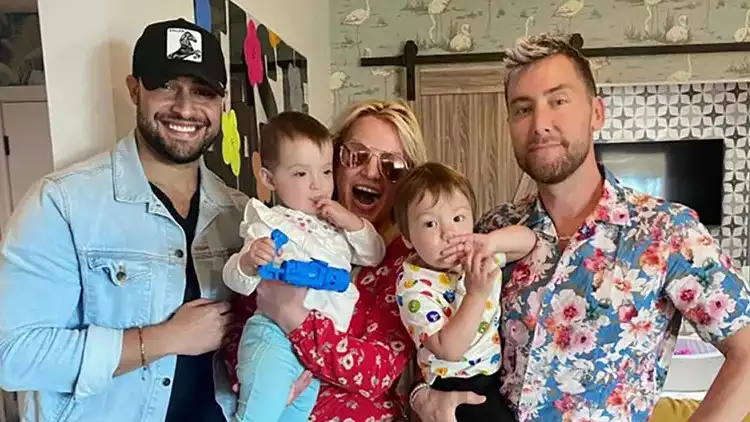 Britney Spears Meets Lance Bass' Twins and Declares Them "New Aunties"