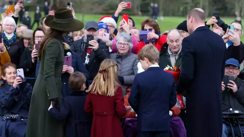 Whether belting out Coldplay songs or participating in school-age childcare, the Prince and Princess of Wales is a new kind of royal parent!