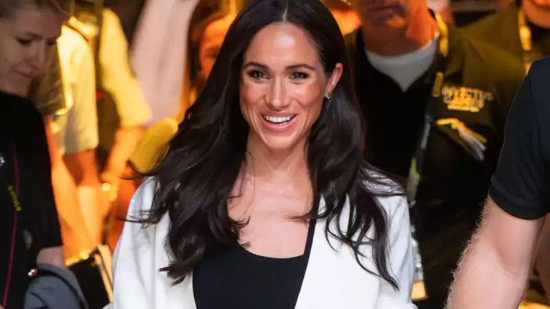 Meghan Markle Signs with Talent Agency WME, Slow and Steady Approach the Right Move, Royal Experts Say