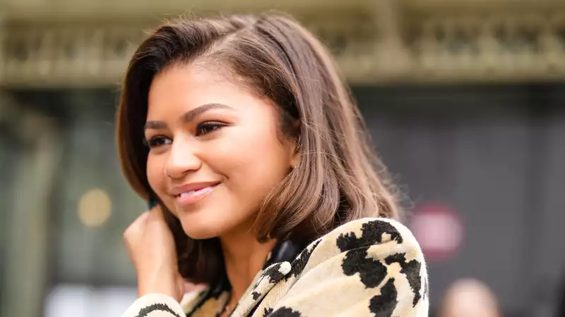 Zendaya tries the pantsuit trend with a Vivienne Westwood corset