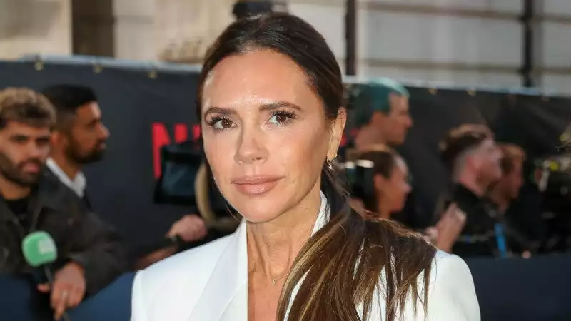 Victoria Beckham shows a rare no-makeup video.