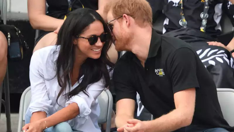 Prince Harry and Meghan Markle are not as "openly passionate" as before, claims body language expert