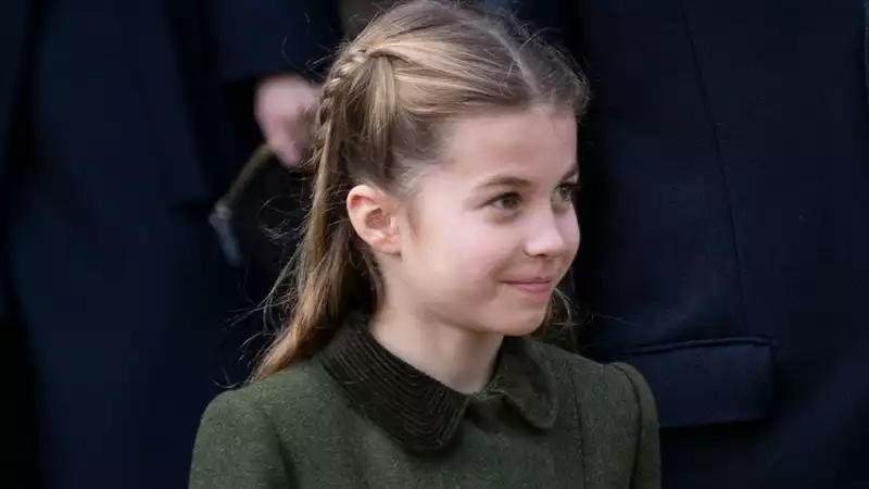 Princess Charlotte is surprisingly "very popular" at school - but why?