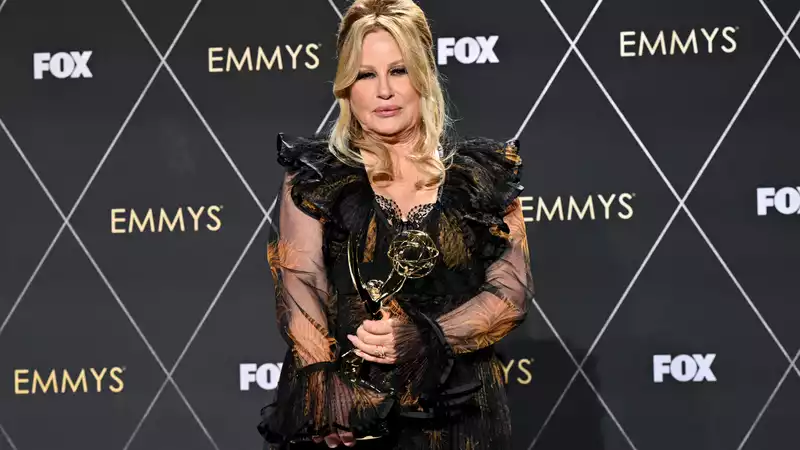 Jennifer Coolidge will appear in the "Minecraft" movie.