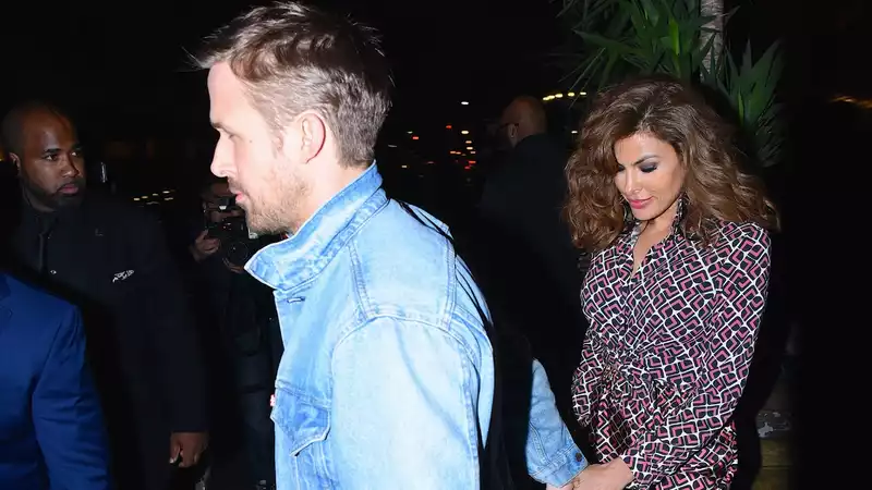 Ryan Gosling and Eva Mendes, a private couple, make endearingly sweet public comments about each other.